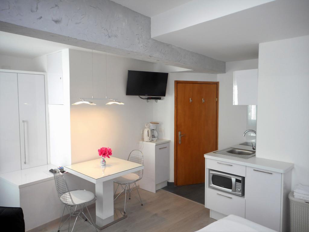 Palladium City Center Apartments Макарська Екстер'єр фото