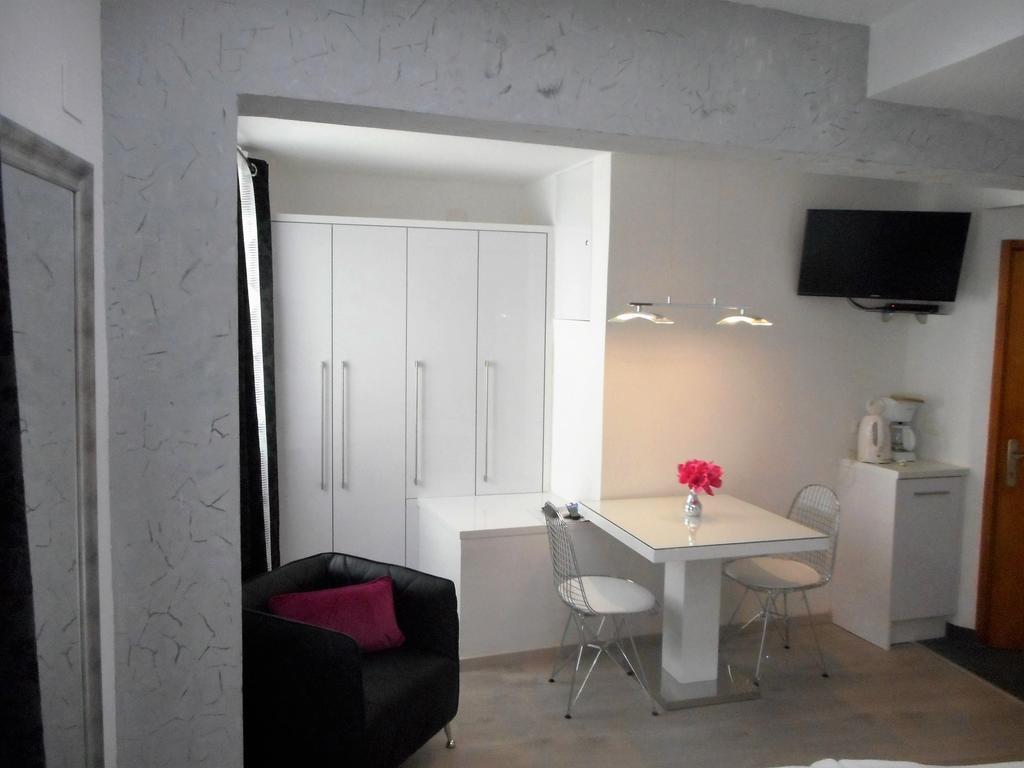 Palladium City Center Apartments Макарська Екстер'єр фото