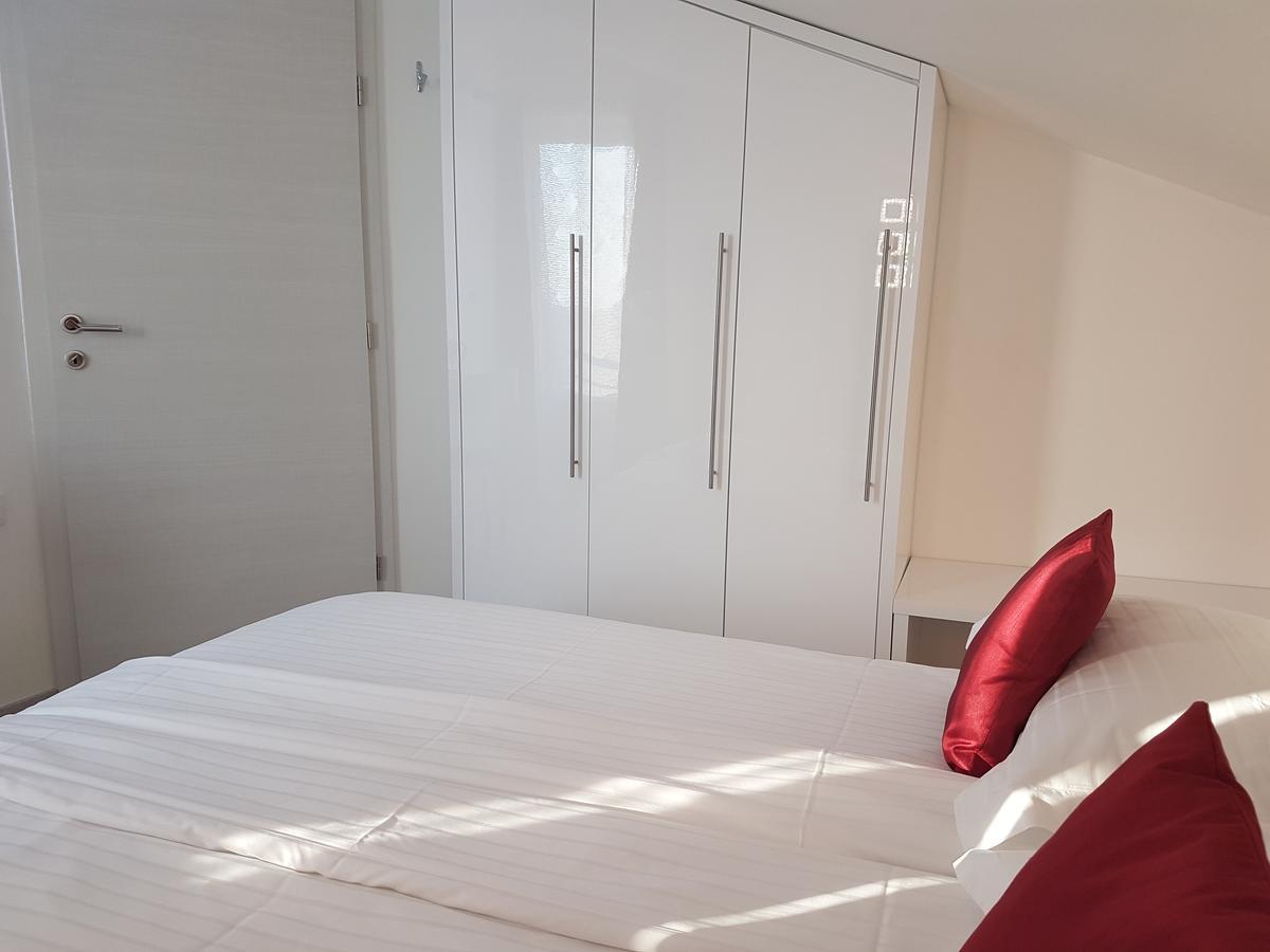 Palladium City Center Apartments Макарська Екстер'єр фото
