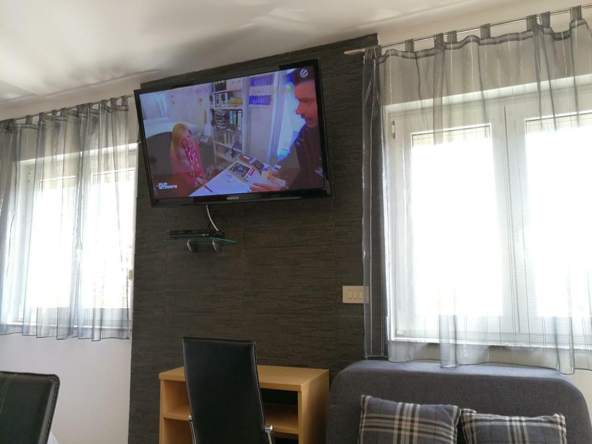 Palladium City Center Apartments Макарська Екстер'єр фото